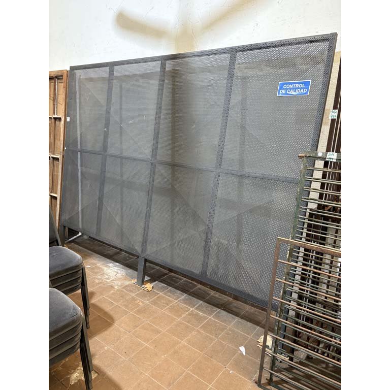 Item 2102418 - Image 0