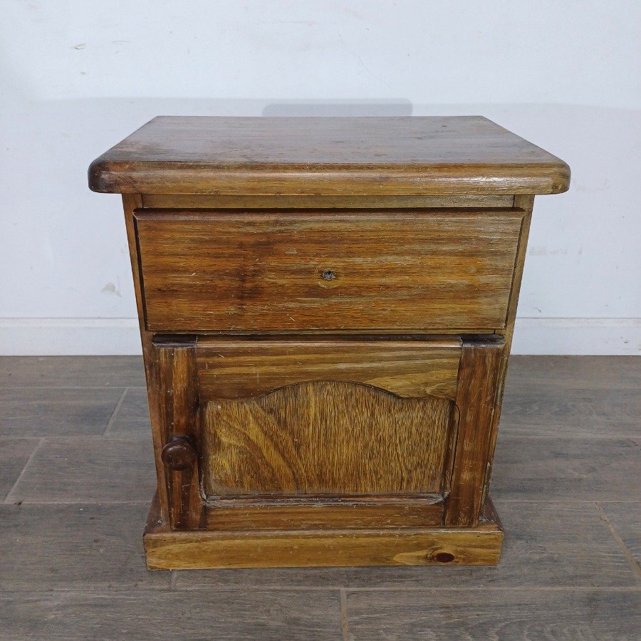 Mesa de luz en madera maciza para hogar - imagen 2
