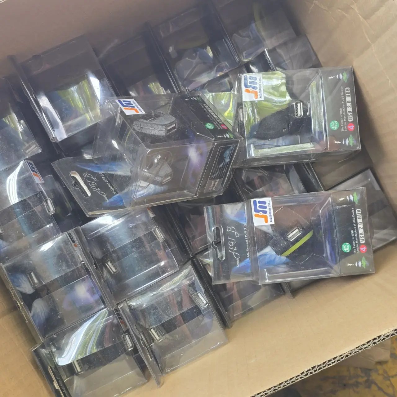 Lote siguiente: Conjunto de conectores USB 2.0