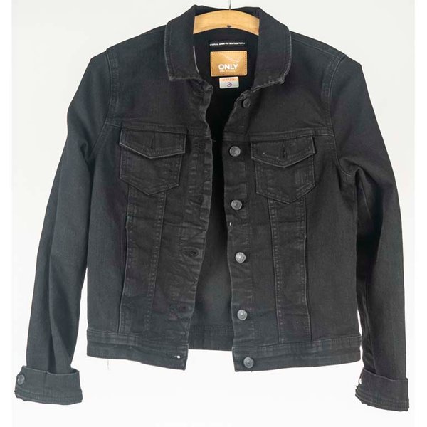 Campera de Jean Negra Marca Only Talle Único - imagen 1