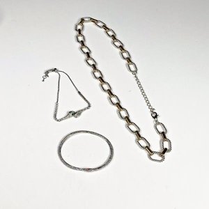 Conjunto de Joyería: Cadena Gruesa y Pulseras Diseño Serpiente con Piedras - imagen 1