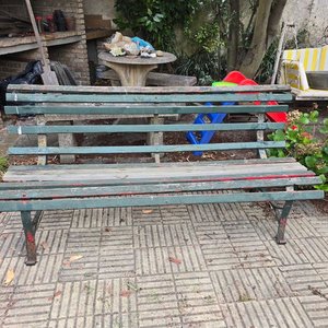 Lote anterior: Banco de Jardín Antiguo de Madera y Metal