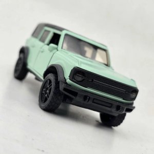 Réplica Auto Ford Bronco Verde y Negro - imagen 2