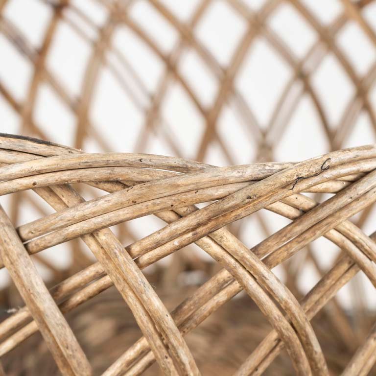 Canasto de mimbre con detalles - imagen 2