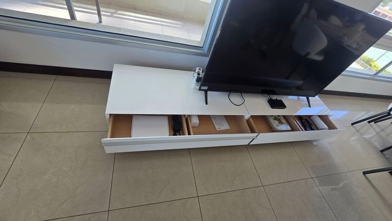 Item 911989 - Image 0