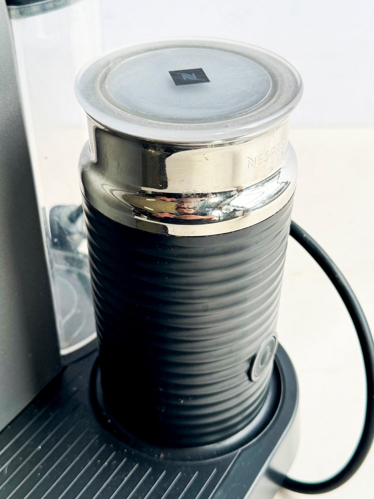 Cafetera Nespresso para capsulas: una opción de café versátil y práctica - imagen 6
