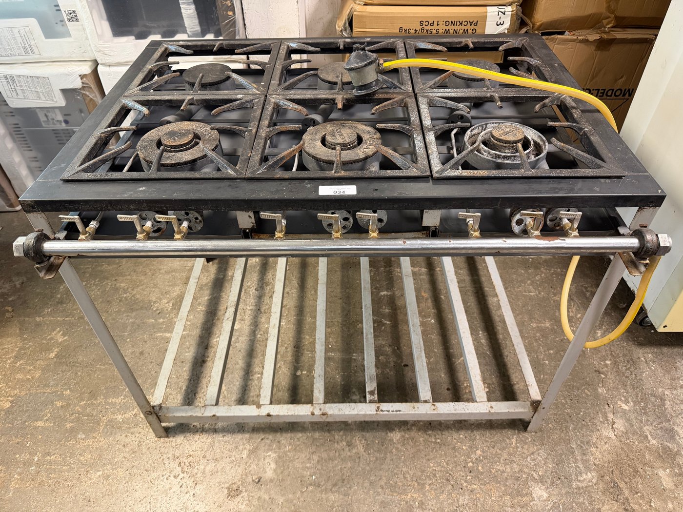 Anafe Industrial de 6 Fuegos Marca Venax con Faltante
