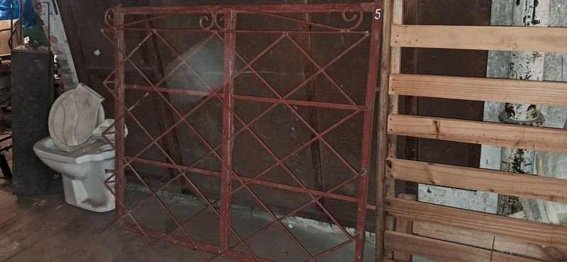 Item 880806 - Image 0