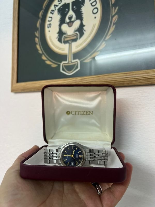 Reloj Citizen de Cuarzo en Excelente Estado - imagen 3