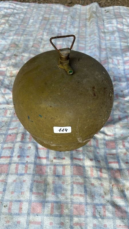Lote siguiente: Garrafa militar de agua 3kg