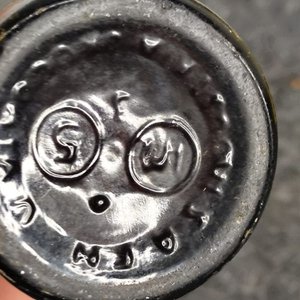 Botella Antigua de Vidrio Ámbar "Crush" - imagen 3