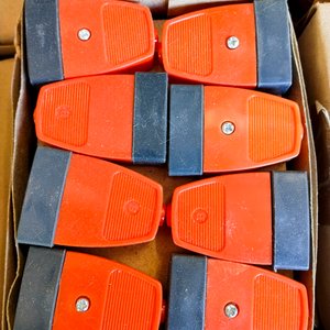 20 Cajas de Fichas Hembra 10A 250V Marca BRISA - imagen 2