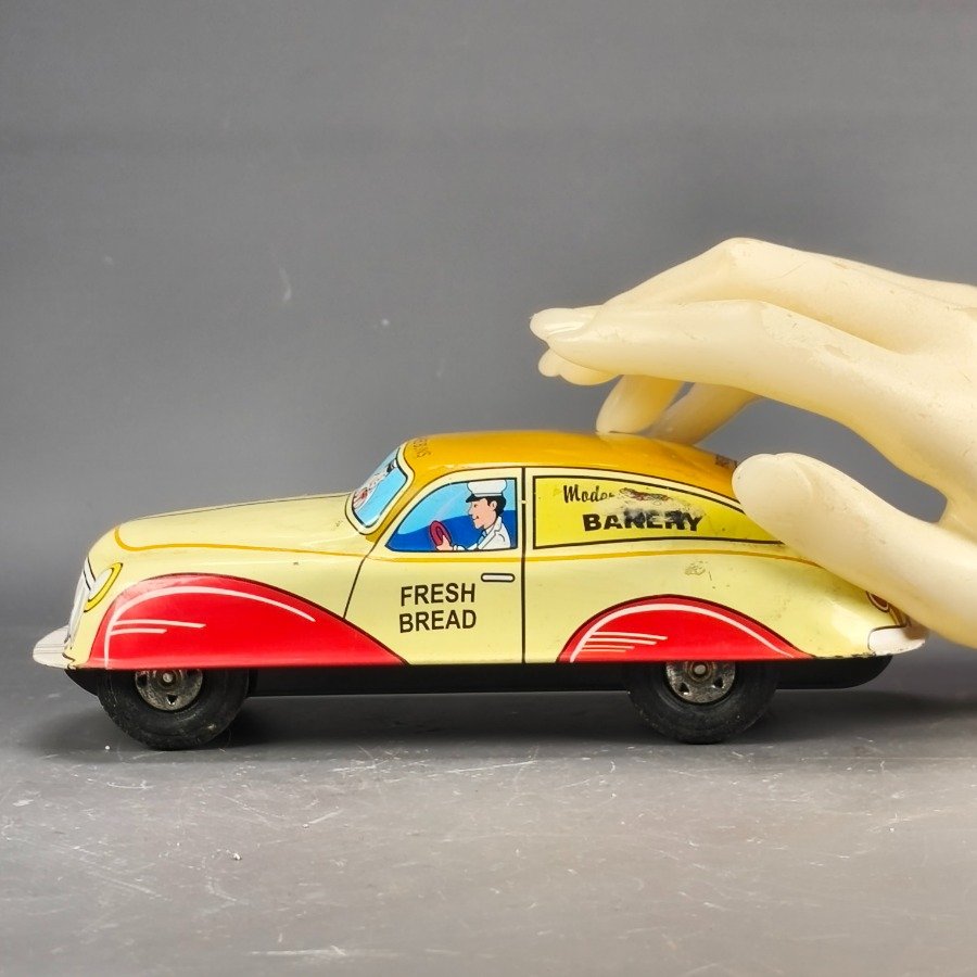 Item 17725 - Image 4