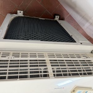 Aire Acondicionado Futura 9000 BTU con Control Remoto y Caños de Bronce - imagen 5