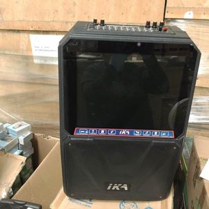 Lote siguiente: Parlante IKA Mediano con Pantalla Negra