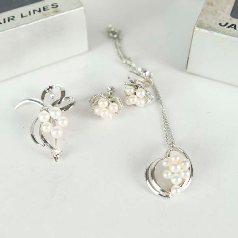 Item 2103698 - Image 1