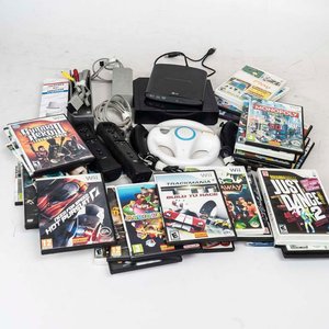 Lote siguiente: Consola Nintendo Wii con Accesorios y Juegos