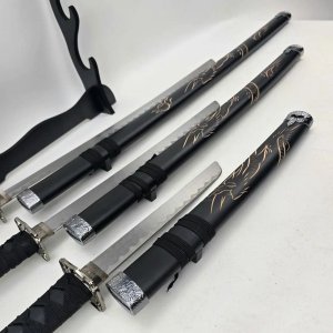 Set de 3 Katanas Decorativas con Dragones Dorados - imagen 6