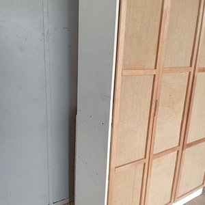 Ropero de Madera con 3 Puertas y Arpillera - imagen 2