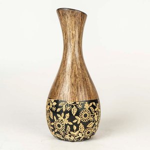 Lote siguiente: Florero de Cerámica con Diseño Floral Dorado
