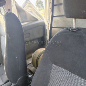 Remate de Vehículo Siniestrado con Equipo de Gas - imagen 7