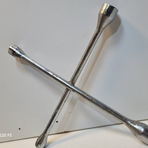 Llave Cruz y Linga de Remolque para Vehículos - imagen 3