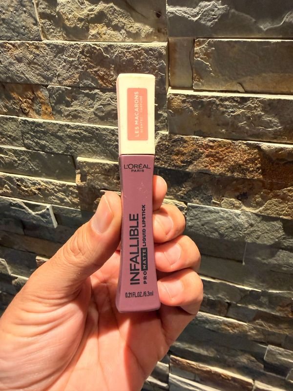Lote siguiente: Labial liquido L'Oréal