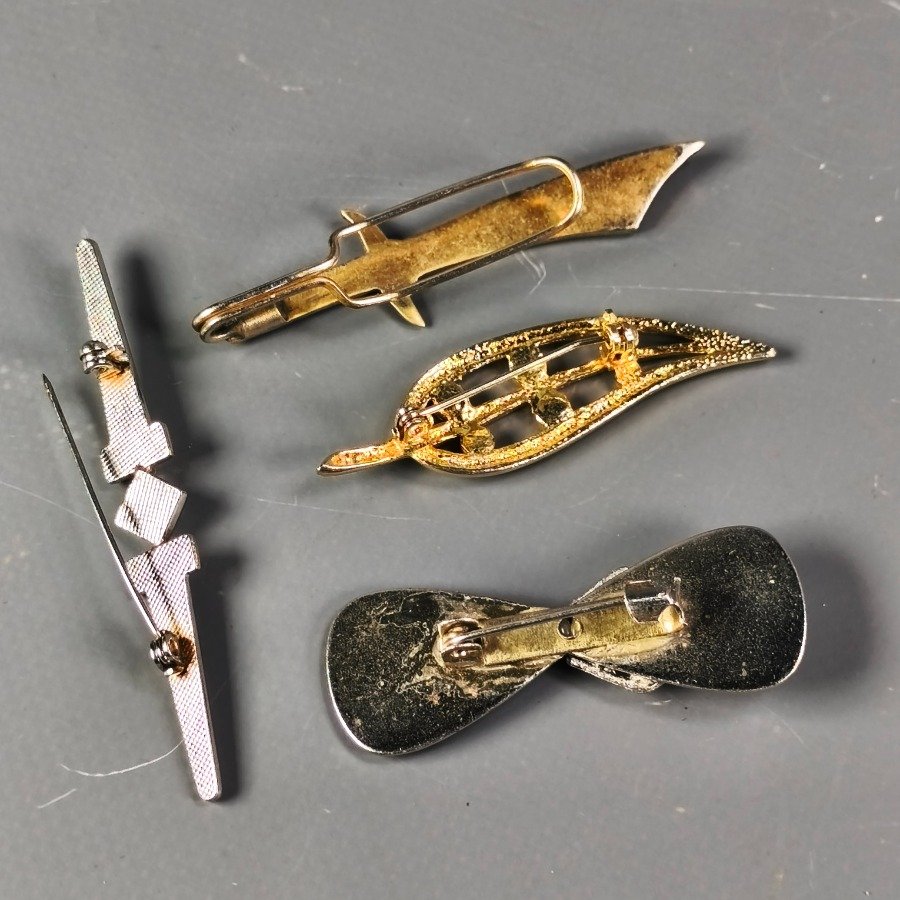 Item 16390 - Image 8