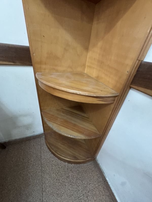 Estante esquinero de diseño curvo - imagen 4