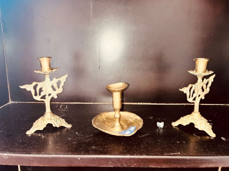 Juego de 3 Candelabros de Bronce Estilo Clásico