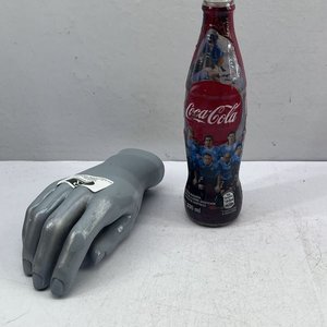 Lote siguiente: Botella Coca-Cola Copa América 2011 Coleccionable