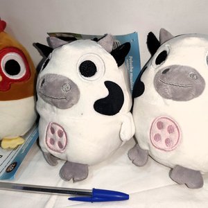 Lote de 4 Peluches: 2 Vacas y 2 Pollitos de La Granja de Zenón - imagen 4