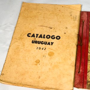 Dos Álbumes de Sellos Mundiales y Catálogo de Uruguay 1942 - imagen 5