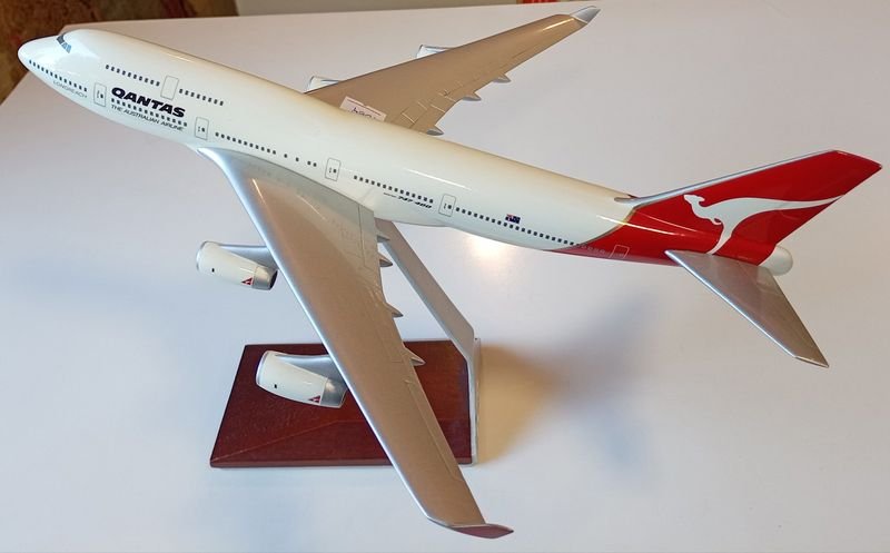Maqueta Avión Boeing 747 Qantas Space Models London Resina 1/200 35cm
