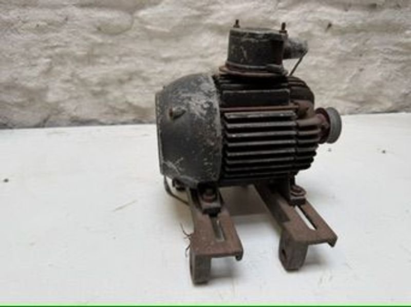 Item 878565 - Image 0