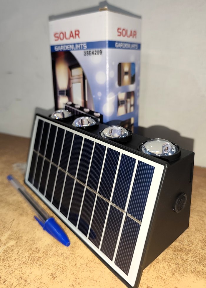 Luz LED Recargable Solar Foco para Exterior - imagen 3