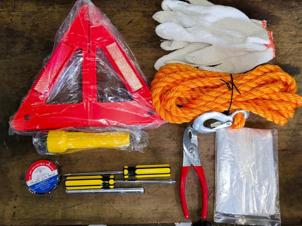 Kit de Auxilio para Auto Completo