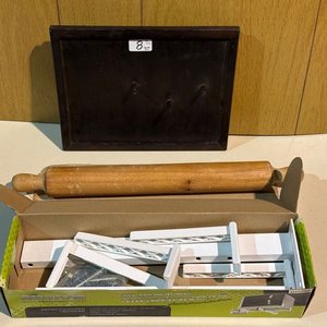 Cuadro para revolver, soporte de microondas y palote de madera - imagen 10