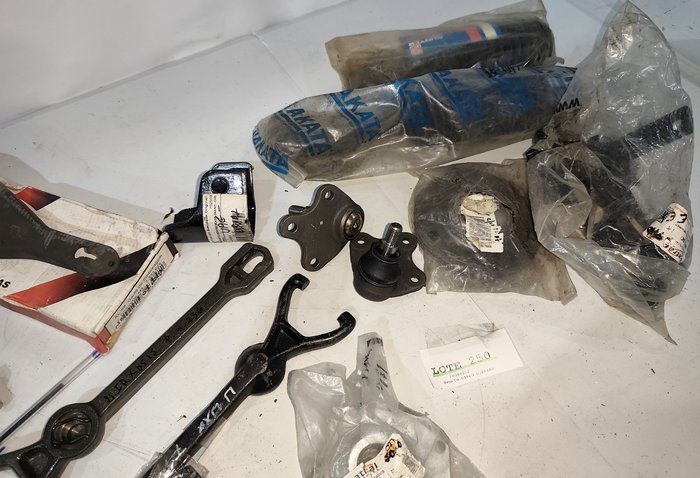 Item 17077 - Image 3