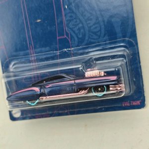 Hot Wheels Evil Twin Coleccionable - imagen 2