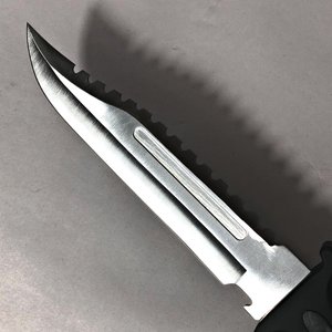 Cuchillo de Supervivencia con Funda Negra - imagen 2