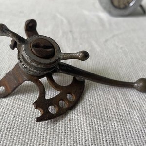Timbre de Bicicleta Antiguo y Cambios de Ciclista de Colección - imagen 7