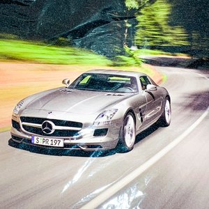 Tres Cuadros Modernos Estampados: Autos Clásicos Mercedes y Porsche - imagen 3