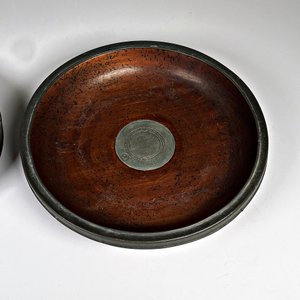 Dos Centros de Mesa en Madera y Peltre - imagen 2