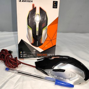 Lote siguiente: Mouse Gamer Jertech Sword XP11 Óptico USB con Luces LED, Nuevo en Caja
