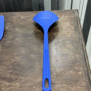 Lote de Utensilios de Cocina: Rallador, Cernidores y Cucharas - imagen 13