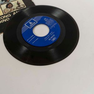 Disco Vinilo Single The Beatles "The Long and Winding Road" Edición España 1970 - imagen 2