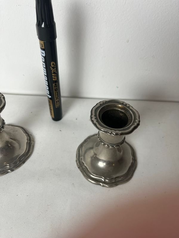Candelabros y Marcadores de Plástico - imagen 5