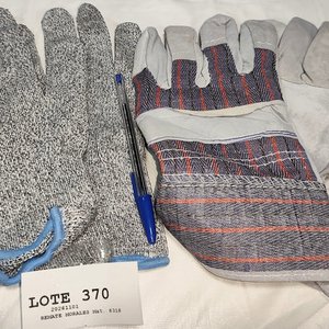 Lote de 2 Pares de Guantes: Anticorte y Trabajo con Cuero - imagen 2