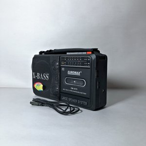 Lote anterior: Radio Grabador Portátil Euromax EM-5470 a Casete con "X-BASS"